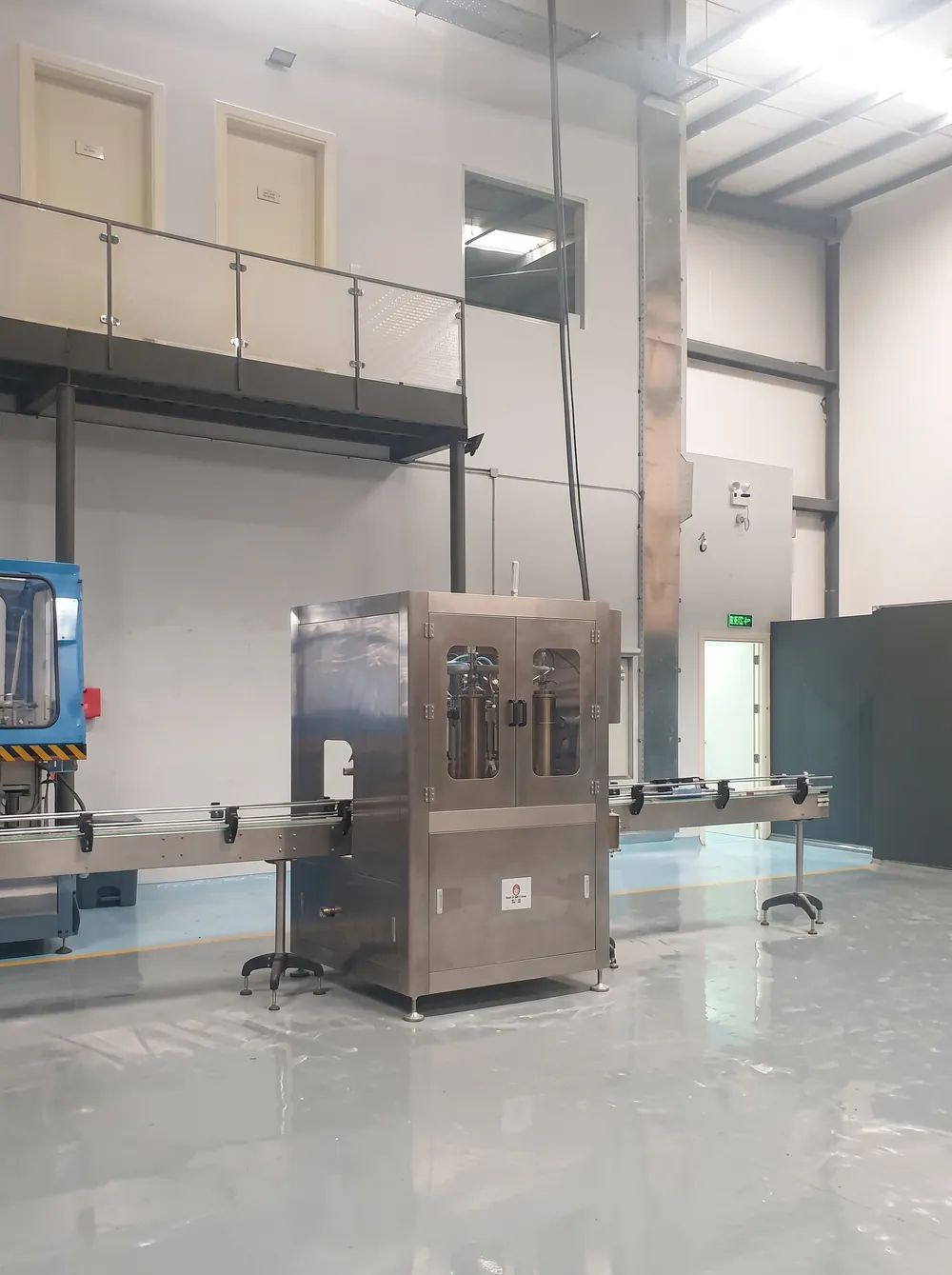 Automated filling line in the Biochem plant